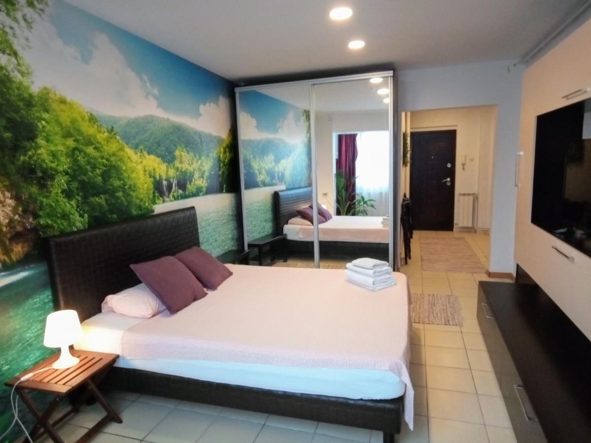 Cozy Downtown Oasis Apartment Bucharest Exterior photo
